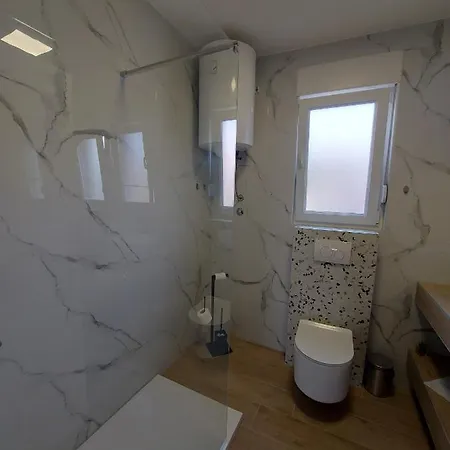 Caza Apartment *