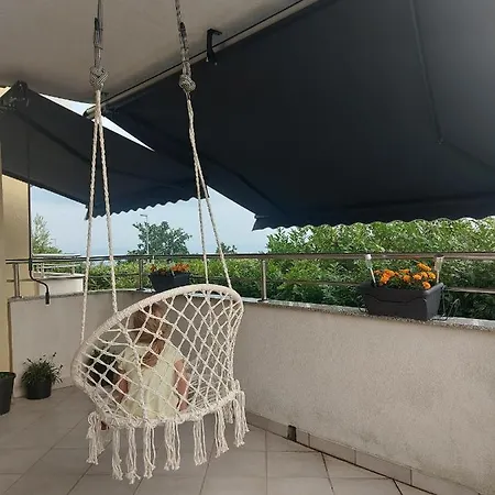 Caza Apartment *